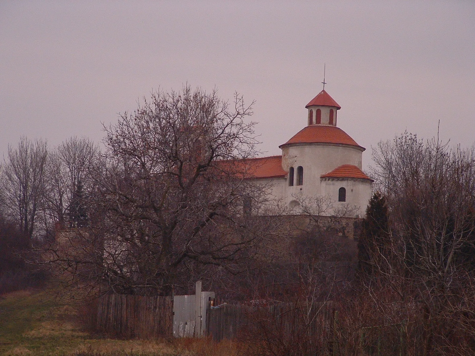 Kostel s rotundou Želkovice
