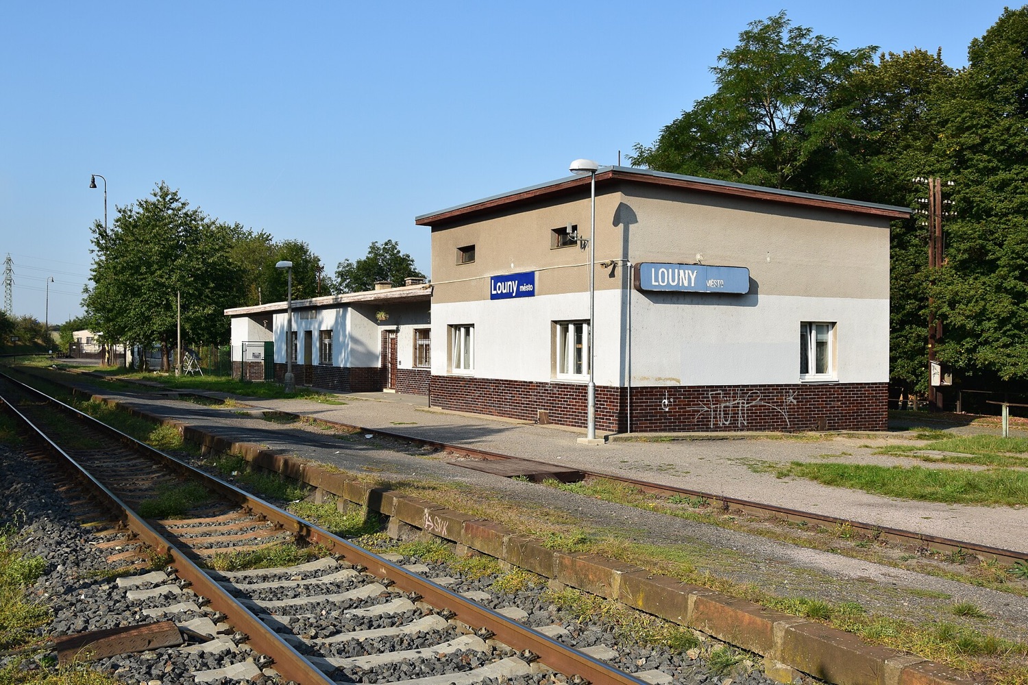 Zastávka Louny město, nejbližší k Mírovému náměstí